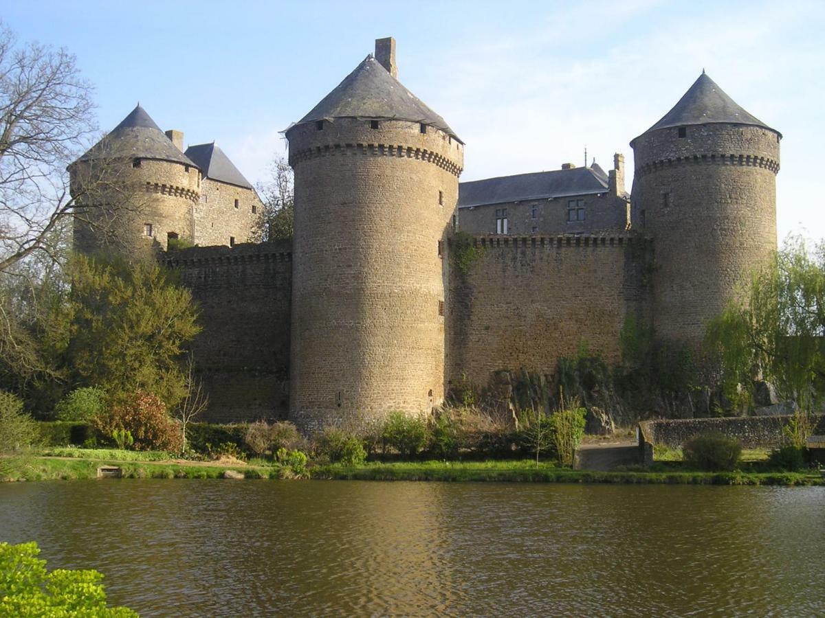 Chambres D'Hotes La Belle Taille Lassay-les-Chateaux Exterior photo